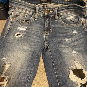 Judy Blue Camo Distressed Jeans Size 5/27